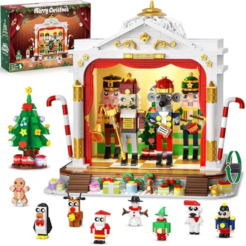 CUBIMANA 2025 Weihnachtliches Theater Bausteine mit Licht – 1690 Teile 3,6 mm Mini Spielzeug mit 4 festlichen Spielzeugsoldaten & 8 Minifiguren, Baum & Zug für Erwachsene